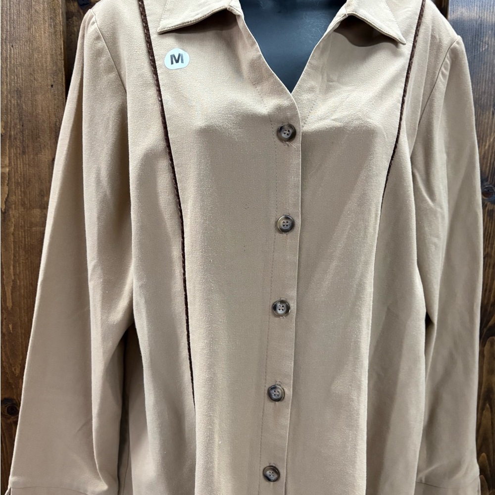 Chic Tan Button-Down Women's Jacket - image 2